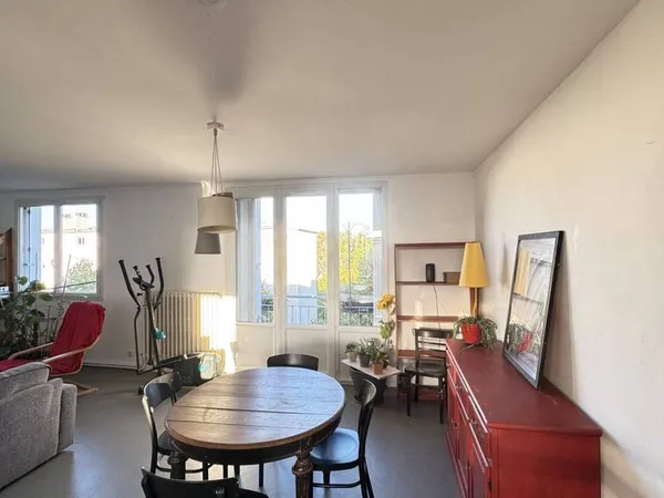 Appartement 4 pièces 81 m²
