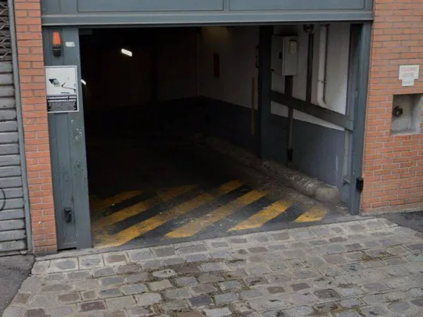 Parking 12 m²