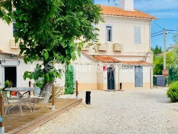 Magnifique Maison à repenser
