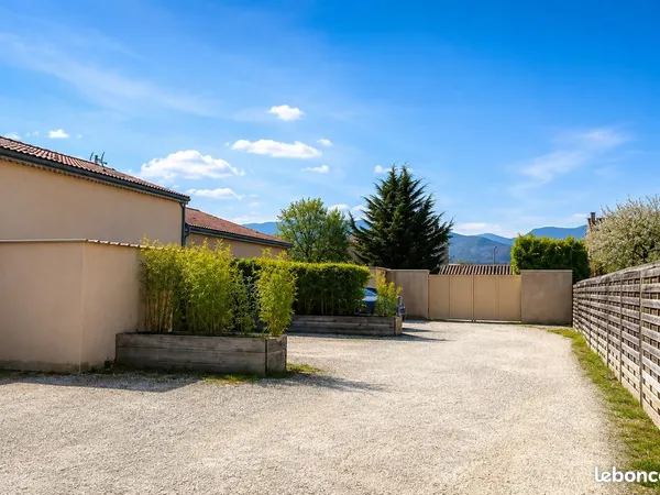 Maison contemporaine 115 m² - 3 chambres - Mirabel-et-Blacons