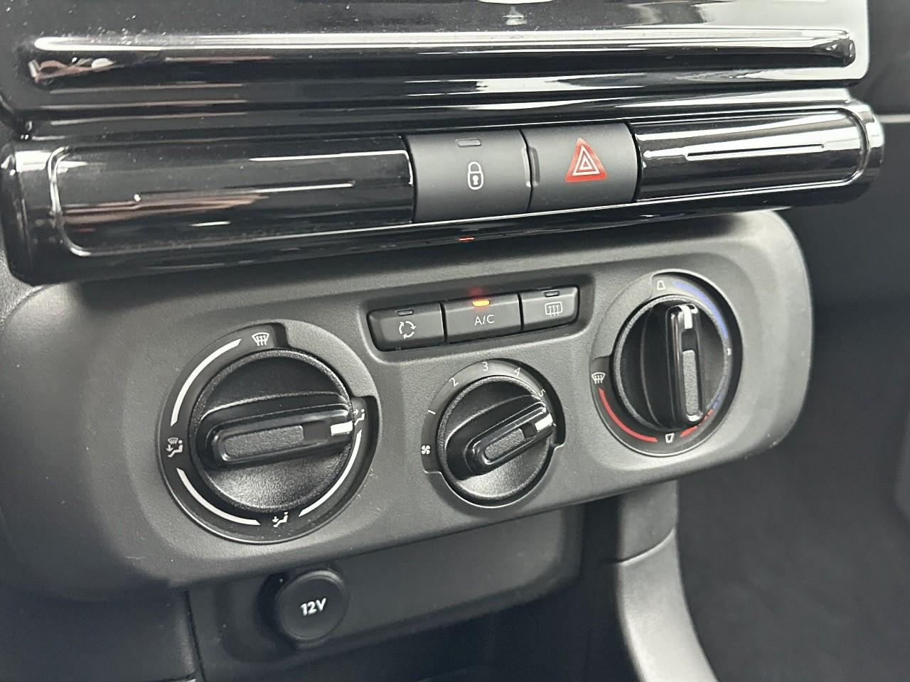 Citroën C3 puretech 83 ch bvm5 you — photo 24