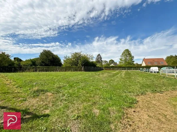 Terrain constructible 1045 m²