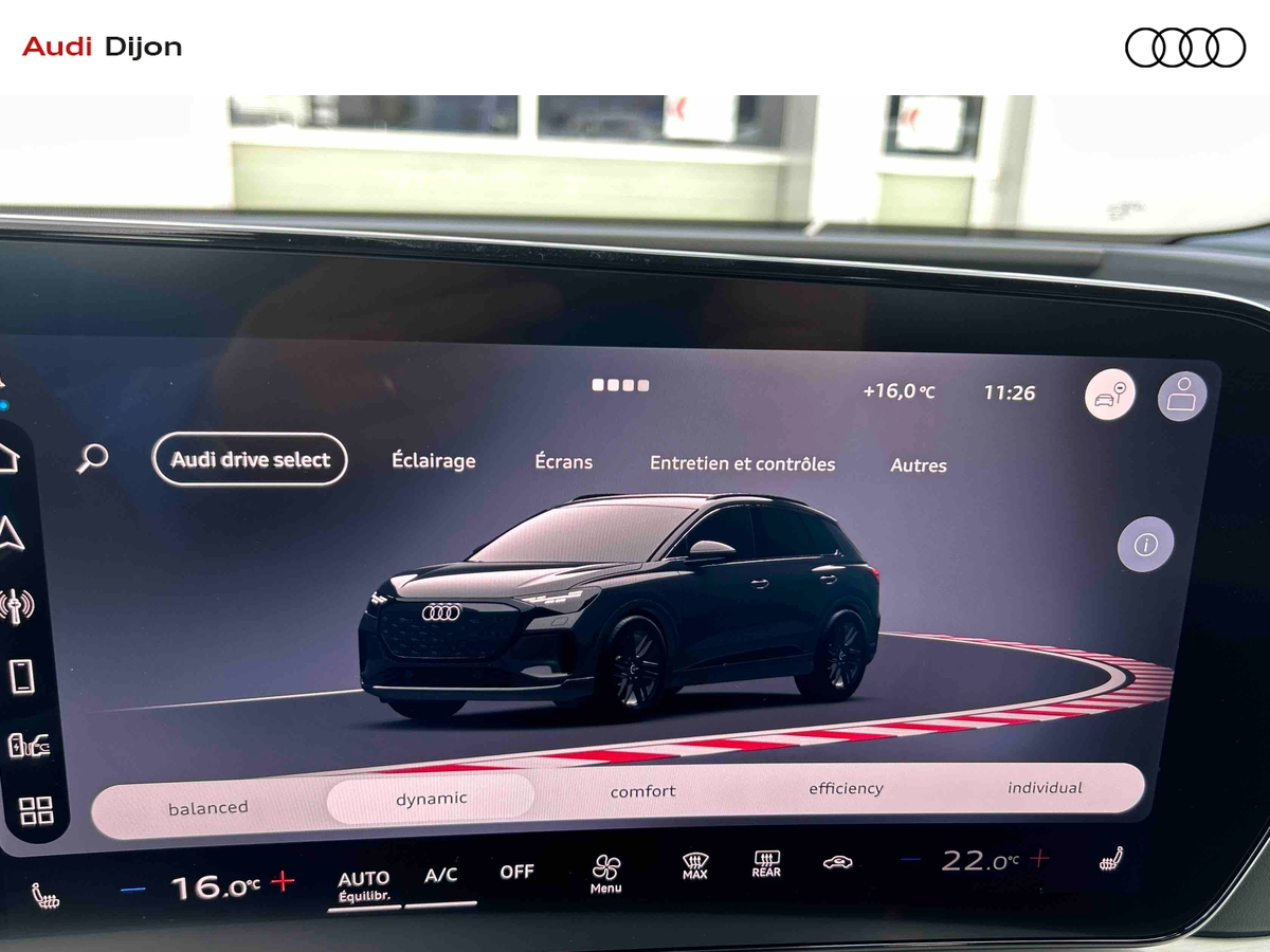 Audi Q4 SUV e-tron Performance Pack Business — photo 32