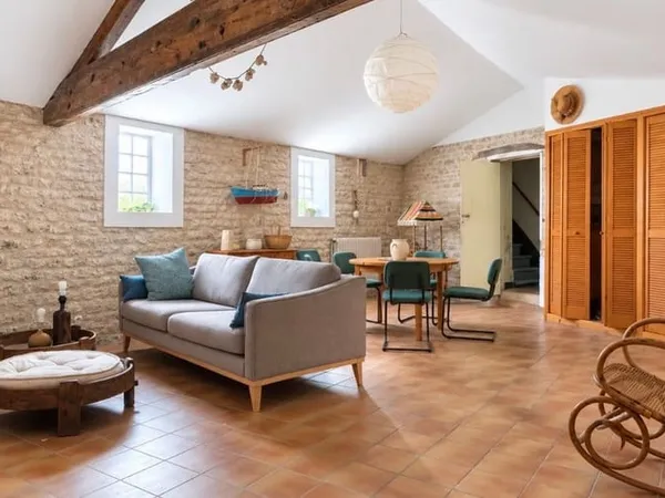 Maison 8 pièces 165 m²