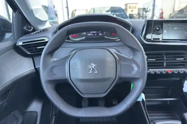 Peugeot 208 puretech 75 s&amp;s bvm5 — photo 62