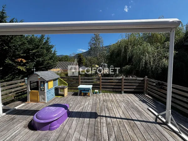 Maison 5 pièces 111 m²