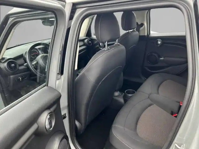 Mini Mini hatch 5 portes one 102 ch — photo 41