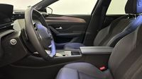 Peugeot 408 PHEV 225ch GT e-EAT8 — photo 12