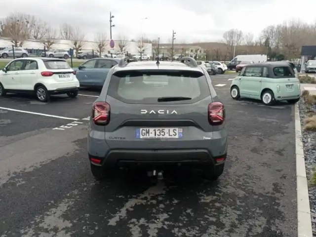 Dacia Duster 1.0 eco-g 100ch  journey 4x2 — photo 6