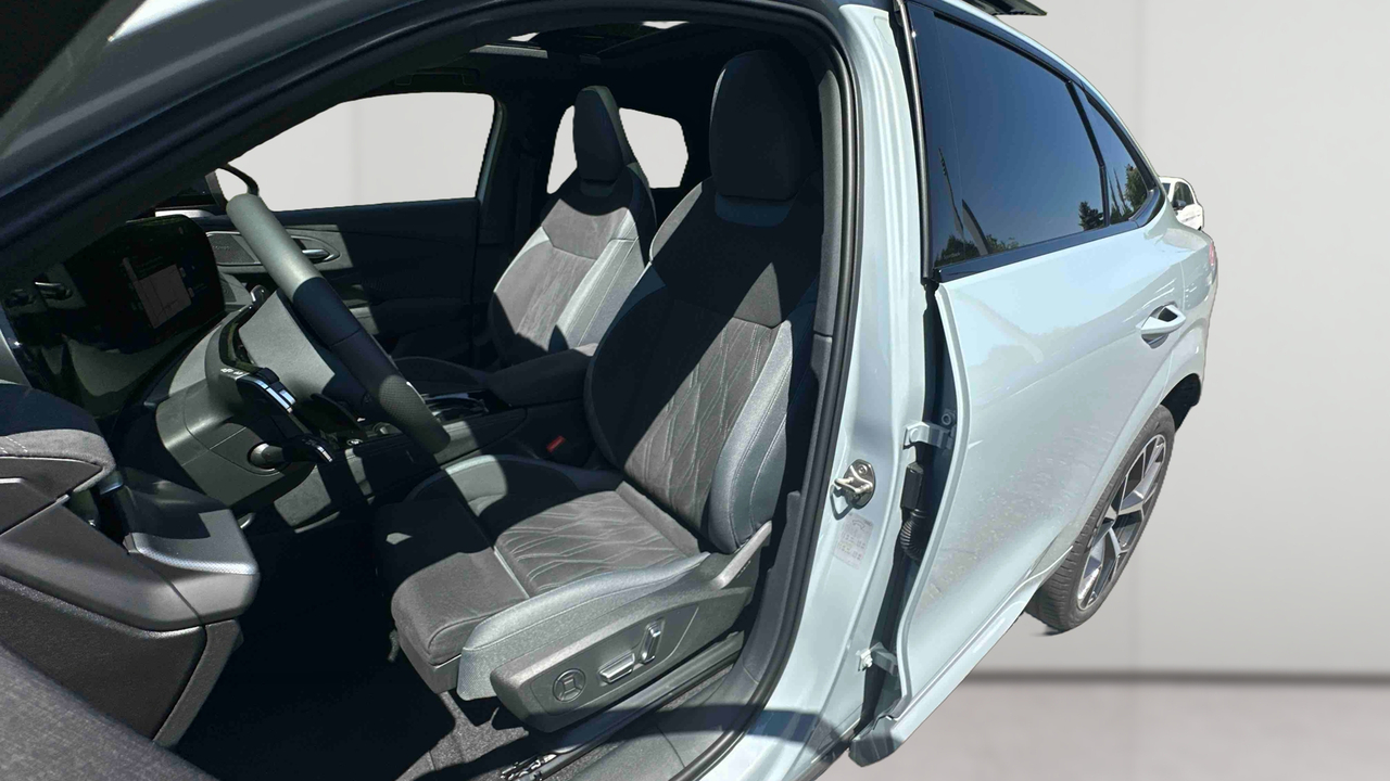 Audi Q3 Sportback e-hybrid 272 ch S tronic 6 — photo 17