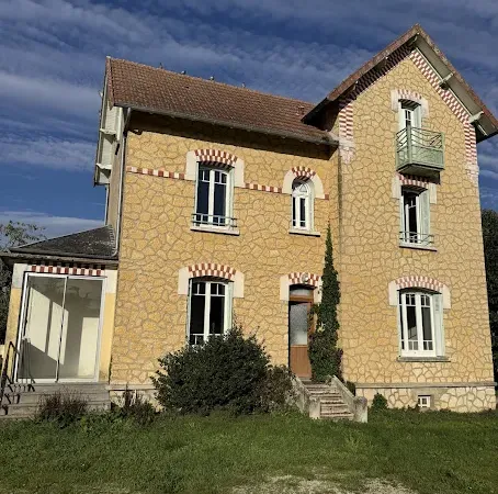 Maison 5 pièces 140 m²
