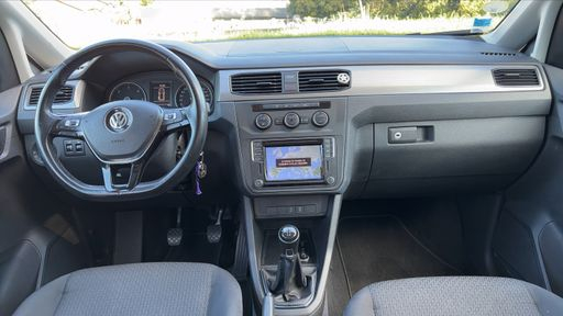 Volkswagen Caddy 2.0 TDI 102 - Trendline 7 Places – 2019 – 109629 km – Diesel – Boîte Manuelle — photo 24