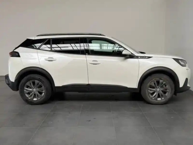 Peugeot 2008 e- 136ch style — photo 4