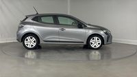Renault Clio 1.5 Blue dCi 100ch Evolution - 24 — photo 4