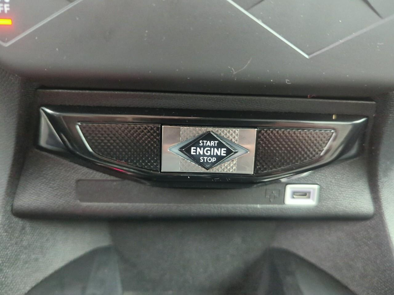 Ds Ds 3 puretech 130 eat8 rivoli — photo 19