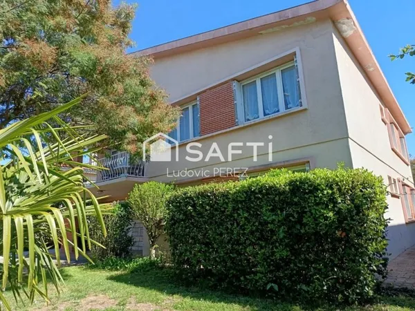 Maison 263 m² + T3 indépendant - Terrain 1000 m² - Double garage - Saint-Jean