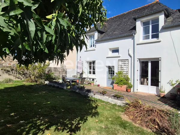 Au bourg de SIZUN - Lumineuse maison familiale 4 chambres avec jardin, garage et vie de plain-pied