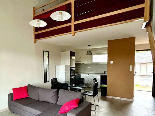 APPARTEMENT T2 DUPLEX - MONTBAZENS