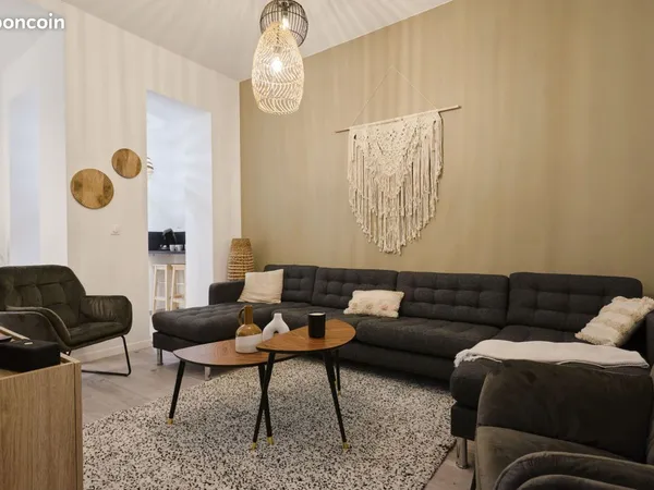Location 175.52m²