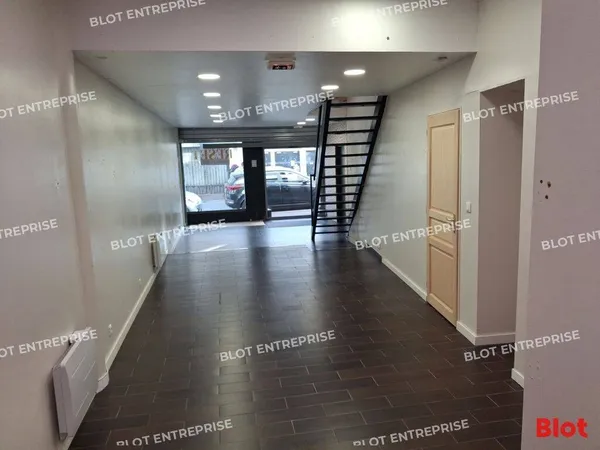 Local commercial 100 m²