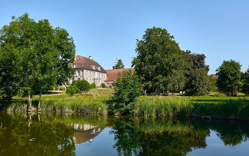 Maison 10 pièces 390 m²