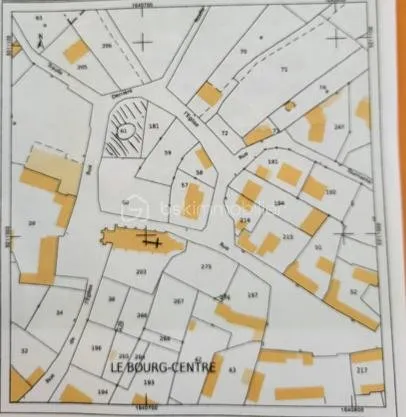 Terrain 600 m²