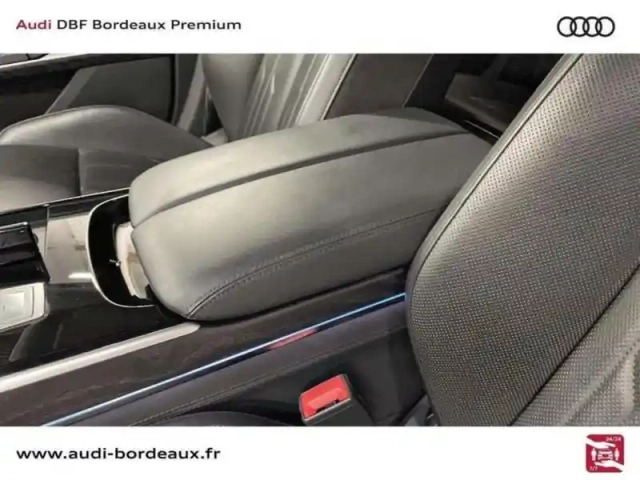 Audi A8 50 tdi 286 tiptronic 8 quattro avus extended — photo 8