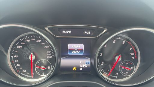 Mercedes Classe GLA 180 122 7G-DCT - Sensation – 2019 – 25317 km – Essence – Boîte Automatique — photo 23