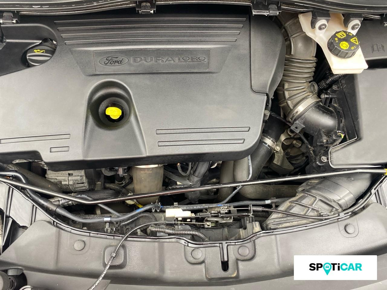 Ford Kuga 2.0 tdci 150ch stop&start vignale 4x2 euro6.2 — photo 20