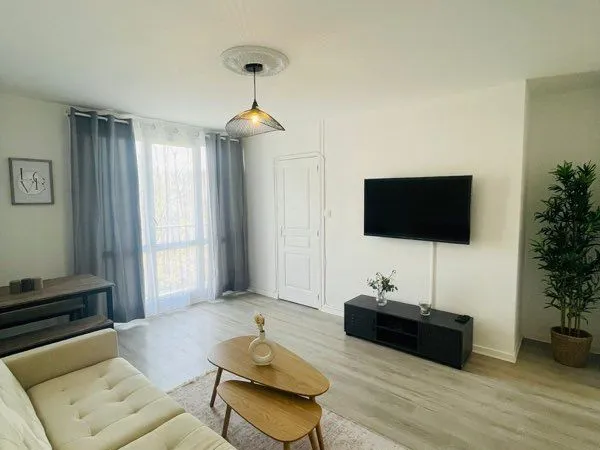 1 chambre disponible dans une colocation femmes