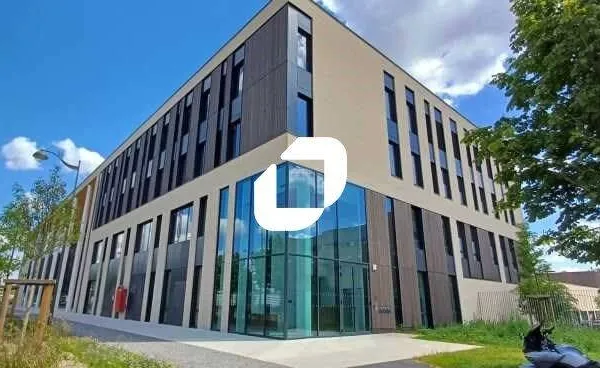 Bureaux 1960 m²