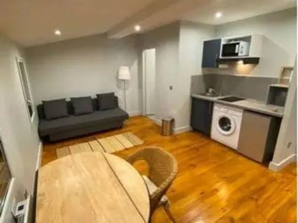 Beau studio meublé 25m² rue Faubourg Bonnefoy