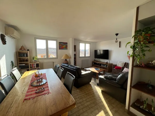 Appartement Location Le Grau-du-Roi 3p 82m² 700€