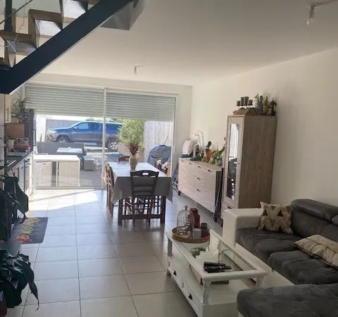 Loue appartement T4 avec extérieur