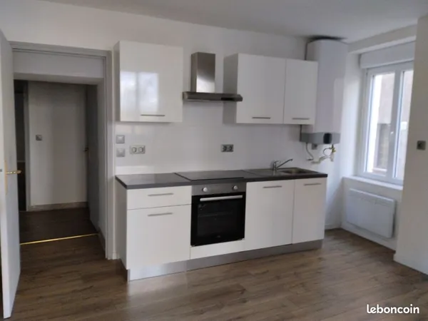 T4 rénové 84,5 m² - Loué 550 /mois - Rendement brut 9,17 %