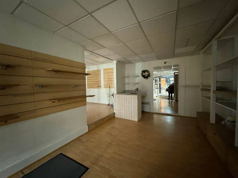 Photo 3