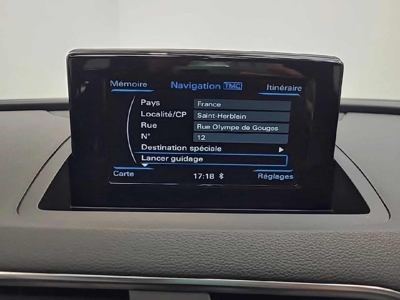 Audi Q3 1.4 tfsi cod ultra 150 ch s line — photo 11