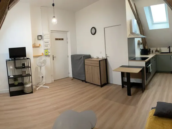 Studio meublé