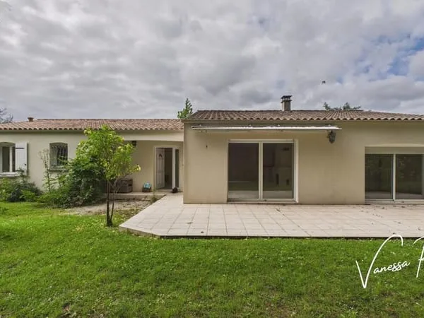 MAISON DE 135M² 4 CHAMBRES JARDIN ET GARAGE 60 m² à PESSINES