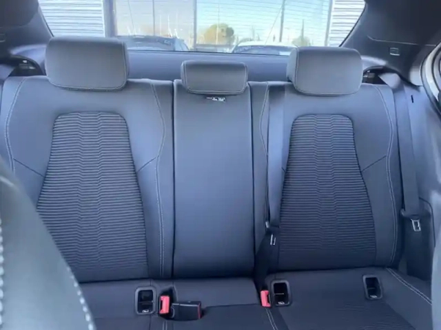 Mercedes Classe A 250 e berline progressive line — photo 12