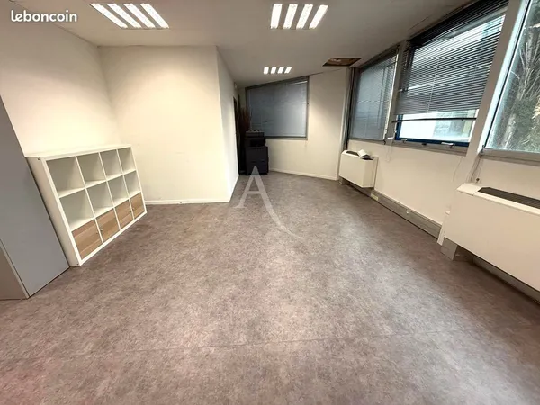 Bureaux 36 m² LABEGE