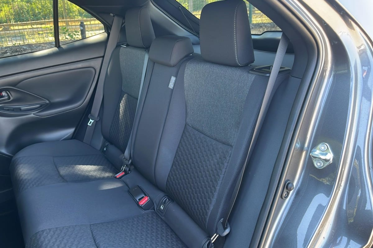 Toyota YARIS CROSS — photo 19
