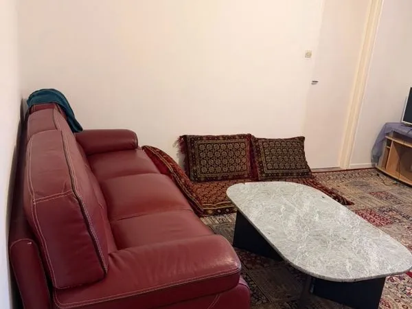 Collocation 50m appr uniquement femme
