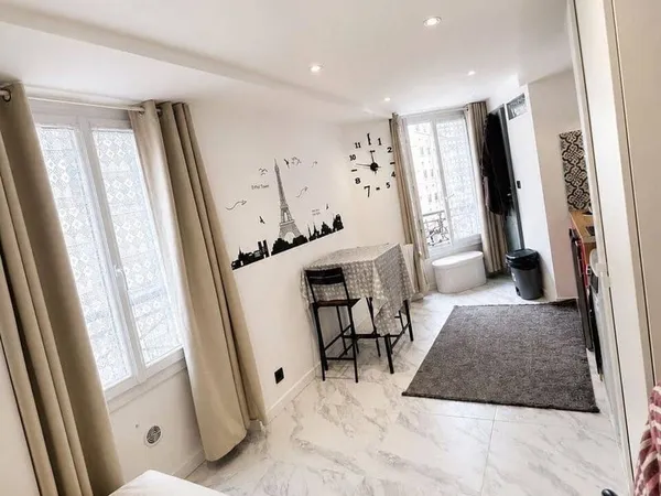 Studio 1 pièce 19 m²