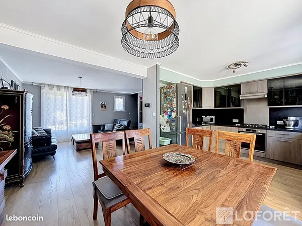 Maison 5 pièces 82 m²