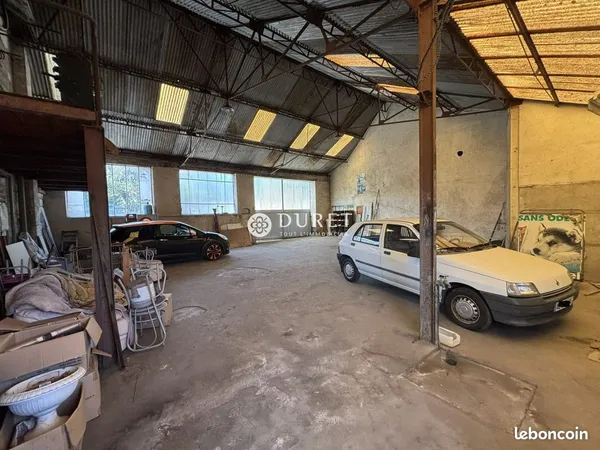 Local 300 m² Sèvremoine