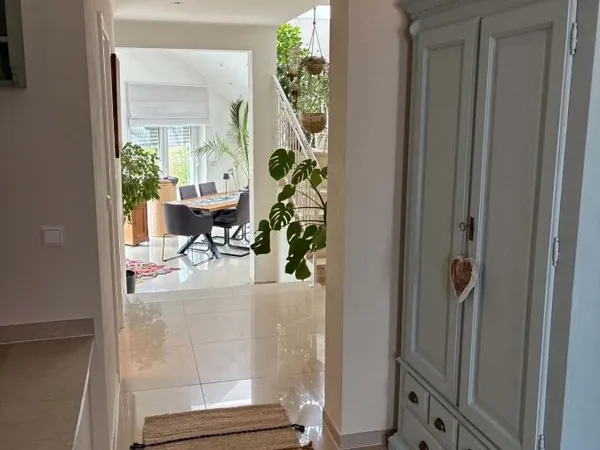 Maison 4 pièces 230 m²