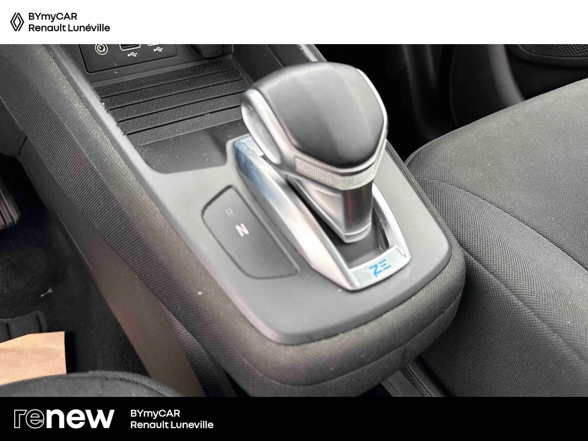 Renault Zoe R110 - 22B — photo 22