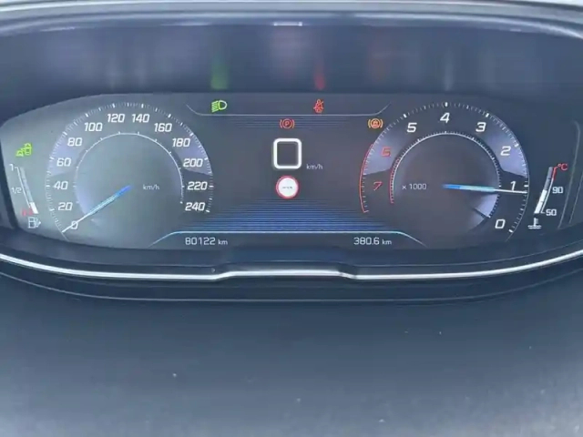 Peugeot 3008 puretech 130ch s&amp;s bvm6 — photo 10