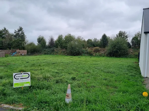 Terrain 320 m²